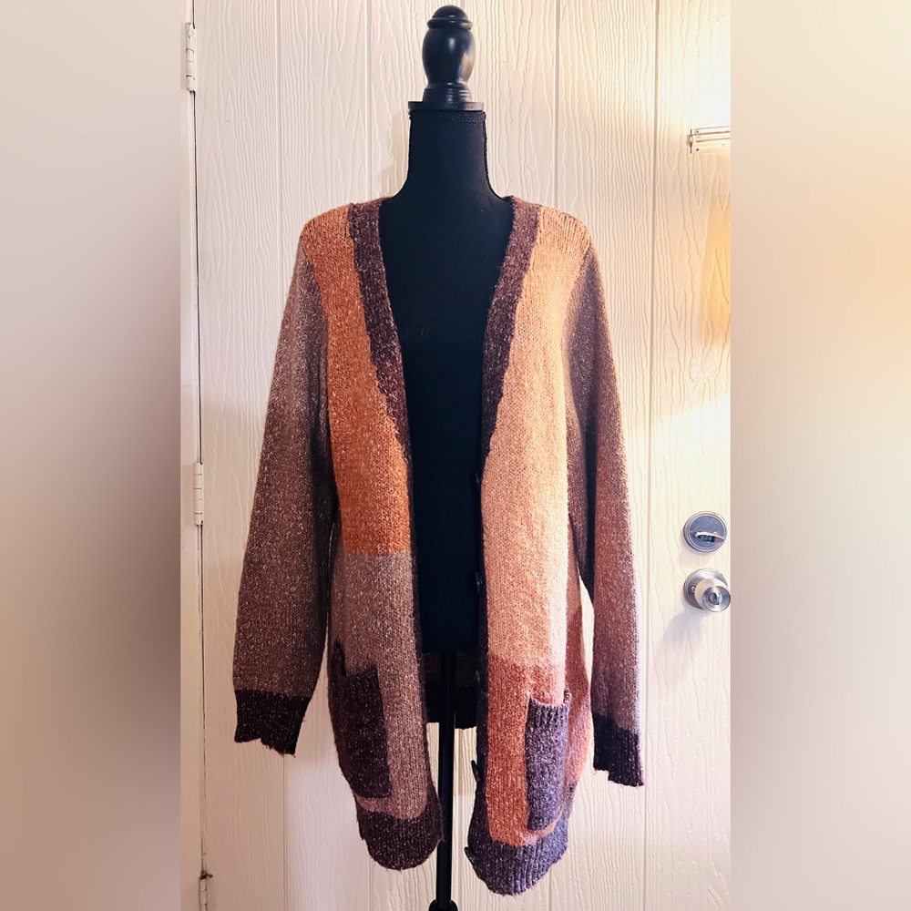 Two tone loose fit cardigan